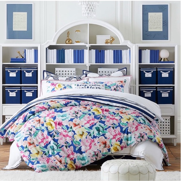 Pottery Barn Teen Queen Watercolor Bonanza Duvet set - Picture 1 of 4